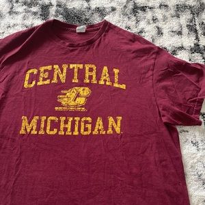 Central Michigan oversized vintage Tee